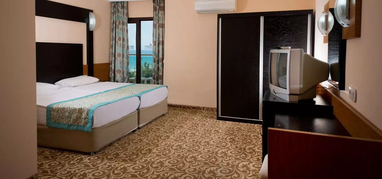 هتل ام سی ماهبری بیچ آلانیا